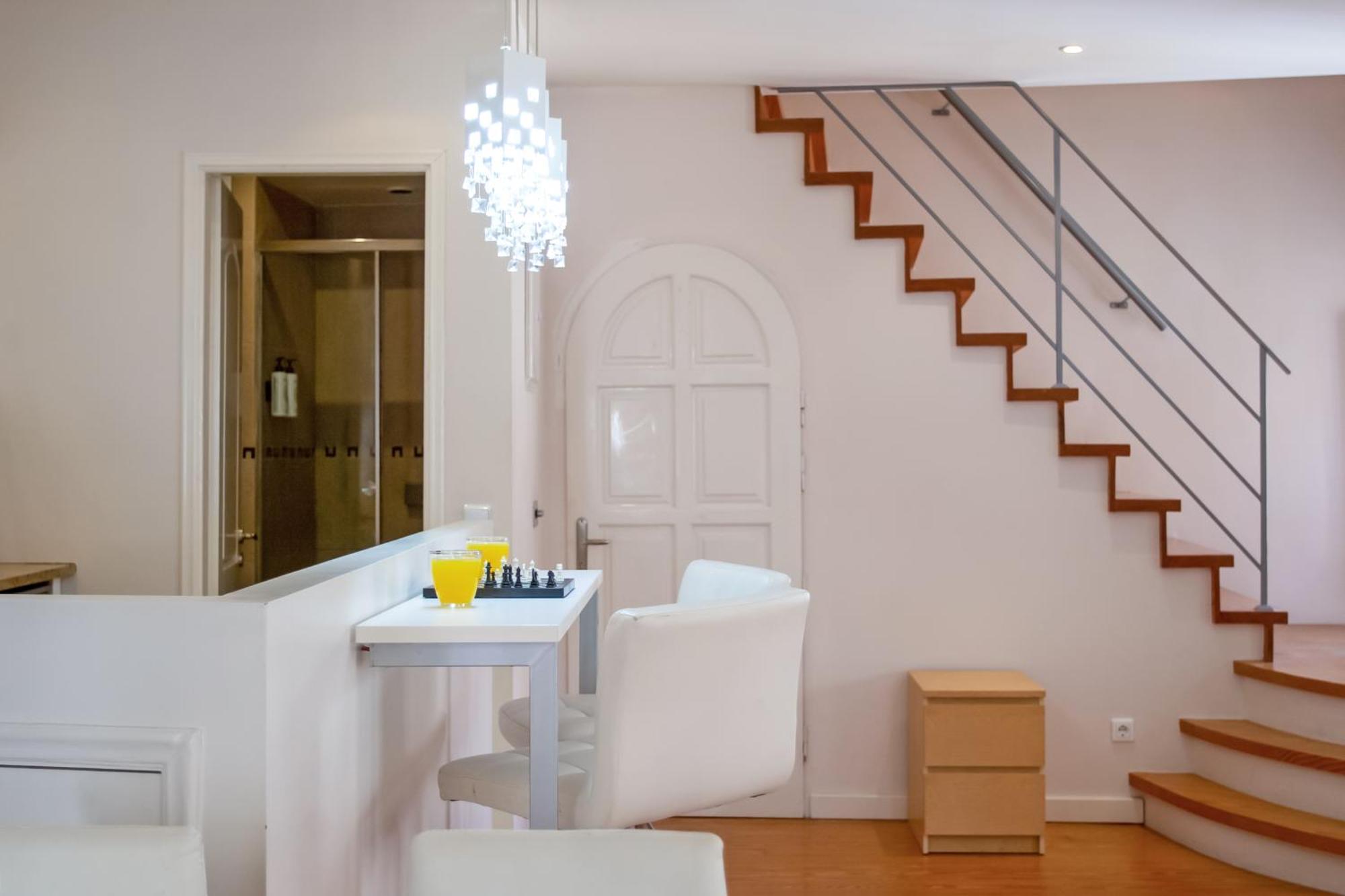 Guilford Loft * Corfu (city)