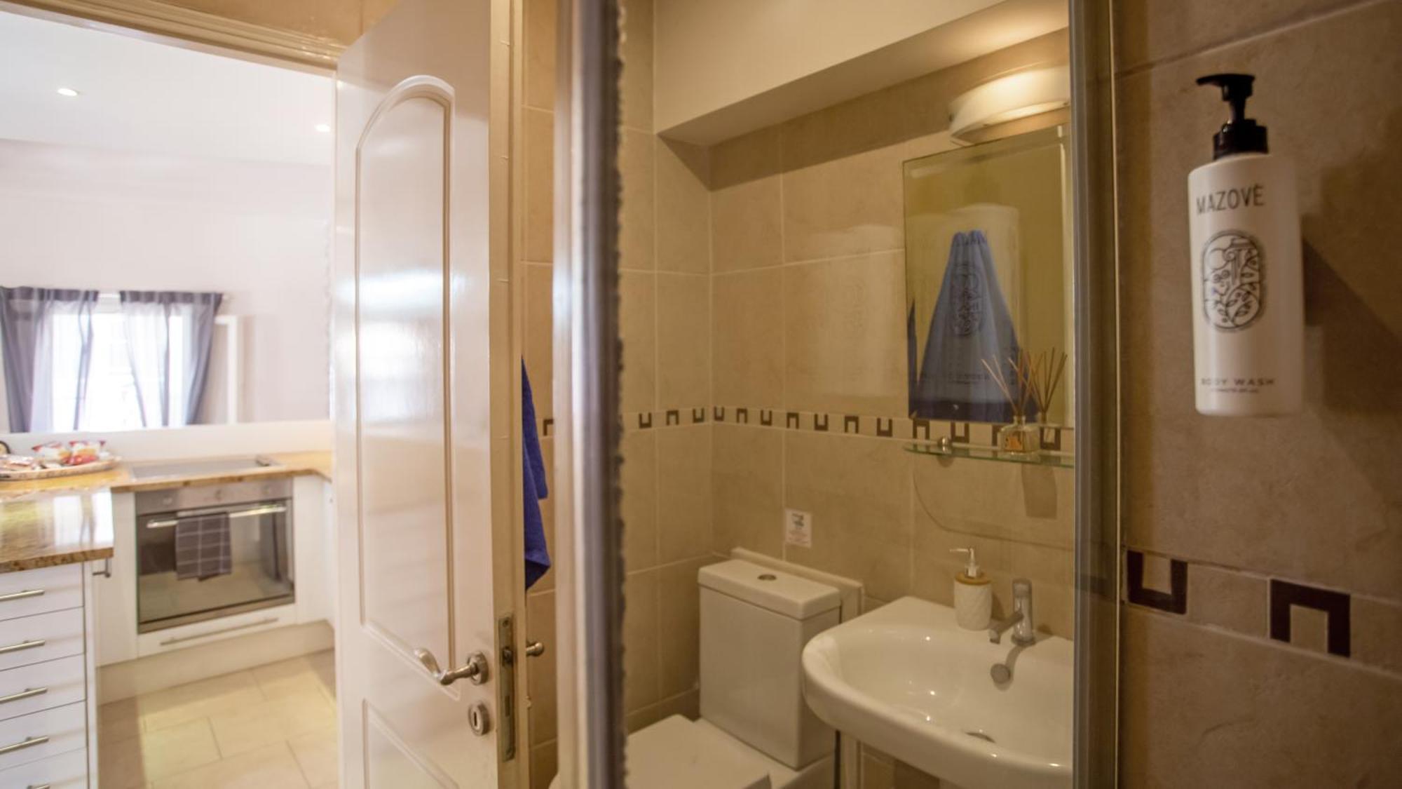 Guilford Loft Corfu (city)
